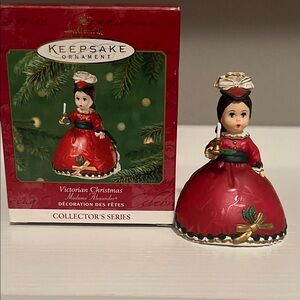 Hallmark Ornament Madame Alexander Series (6th - 2001)